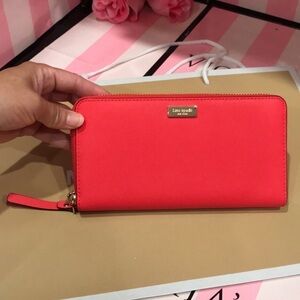 🔻Sales ♠️ Kate Spade Wallet ♠️